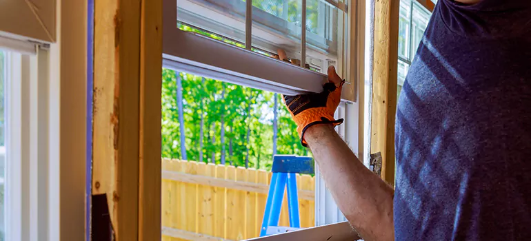 >Bay Window Curtain Rail Track in Concord, CA